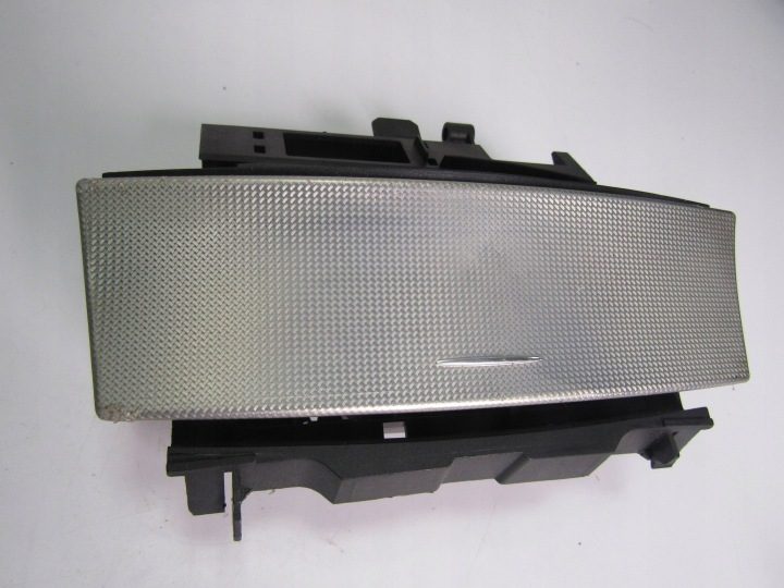 Пепельница в панели приборного Mercedes-Benz CLK A208 C208 a2096800550, фото 1