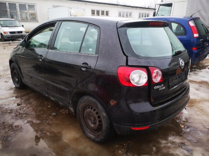 Volkswagen Golf Plus Впускной коллектор 2005 1.6L 03C133204, фото 10