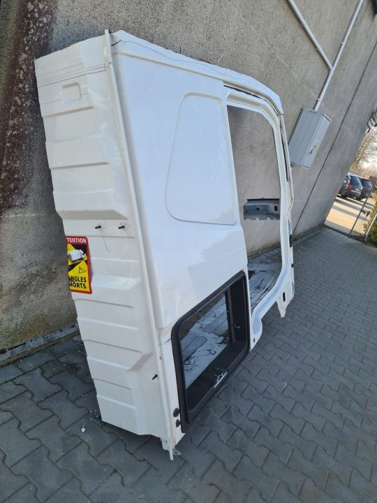 ЧЕТВЕРТЬ БОКОВИНА СТОЙКА ПОРОГ ПРАВЫЙ VOLVO FH 4 FH 5 EURO 6, фото 4