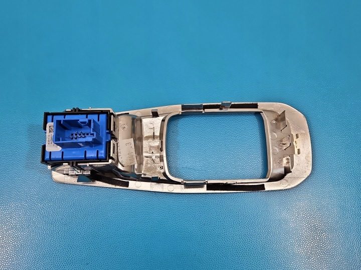 Переключатель ручного тормоза Peugeot 3008 II 9810593577 16-23, фото 4
