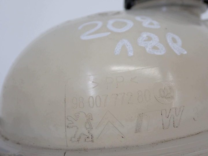 Расширительный бачок воды 9800777280 Peugeot 208 I 1.2 VTi HM01 18 г., фото 4