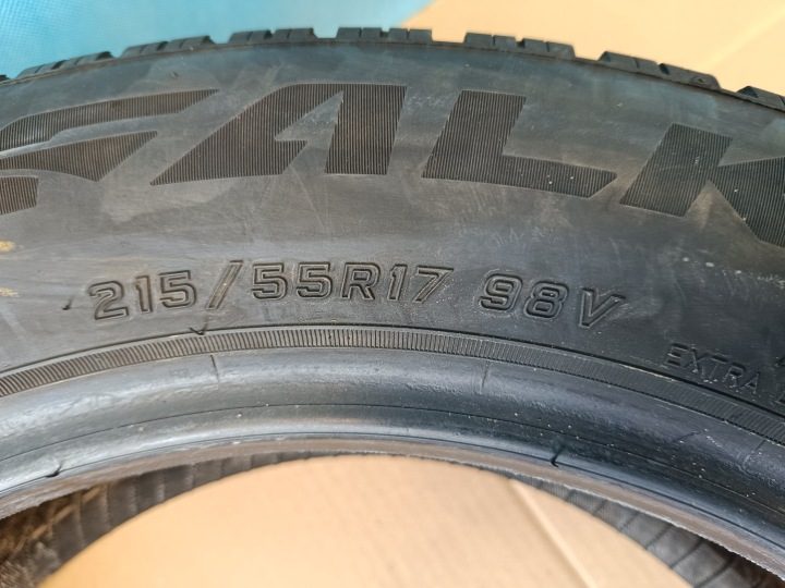 Шина зимняя Falken Eurowinter HS02 215/55R17 98 В сцепление на снегу, фото 6