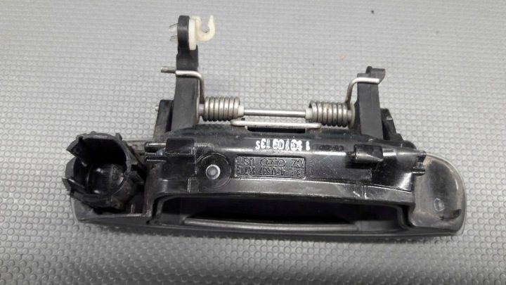 4F0837207B ручка двери левая Audi A6 C6 черная, фото 2