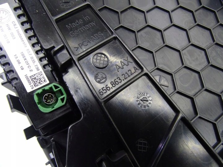 РАМКА ТОННЕЛЯ РАЗЪЕМ USB C SKODA SCALA 19- 657035736 656863212A, фото 3