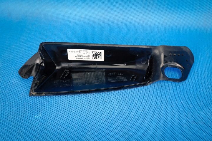 Защита накладка заднего фонаря правая Audi A8 S8 4H 4H0945256 2010-2014, фото 2