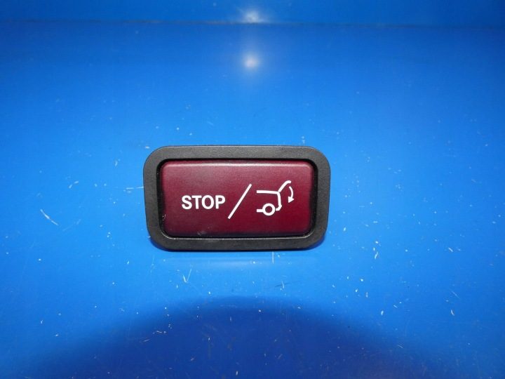 Кнопка панель крышки багажника Mercedes-Benz OE 2128210651, фото 1