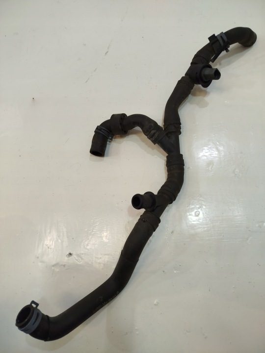 Патрубок воды VW Passat B8 1.4 TSI GTE 3Q0122157S, фото 1
