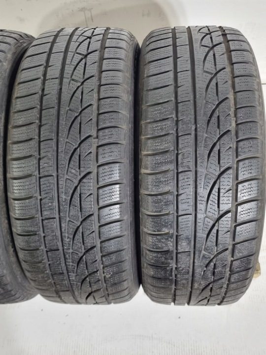 4× Шина зимняя Hankook Winter i*cept Evo W310 205/55R16 94 H сцепление на снегу (3PMSF), усилитель (XL), фото 3