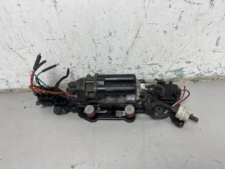 КОМПРЕССОР ПНЕВМОПОДВЕСКИ AUDI Q5 (FY) 80A616005E 36017425 3.0L 260 кВт 2017, фото 1