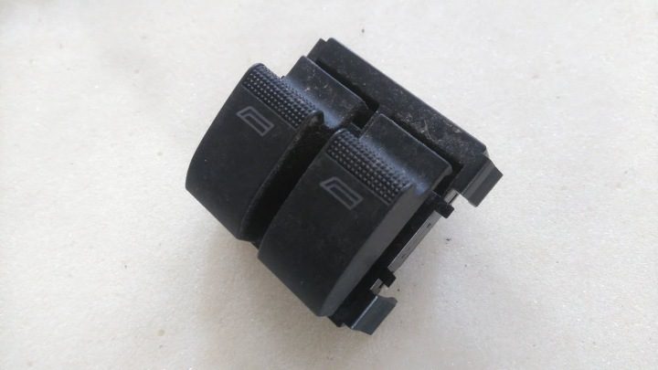 ПЕРЕКЛЮЧАТЕЛЬ ОПУСКАНИЯ СТЕКОЛ СТЕКЛА AUDI A3 8L 8L0959851, фото 2