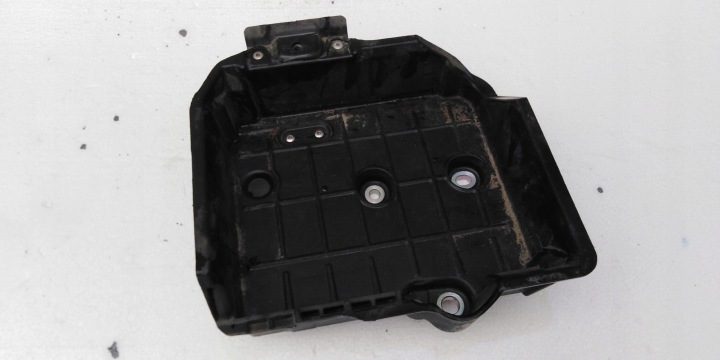 Toyota Corolla E21 рестайлинг площадка аккумулятора 74404-02A50, фото 2