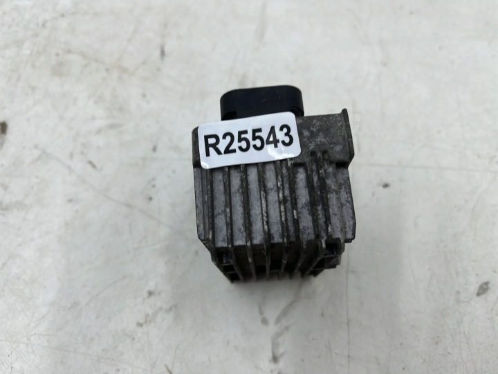 Реле свечей накаливания Opel Movano B Master 3 III 8200558438-a, фото 7