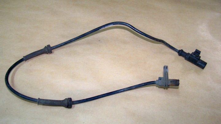Smart Fortwo II 2 451 датчик ABS передний, фото 1