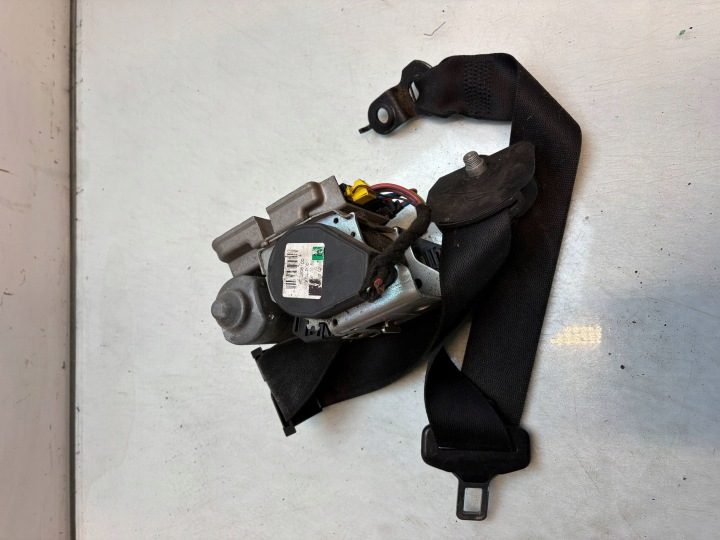 Mercedes W211 ремень безопасности левый передний 609098200C, фото 1