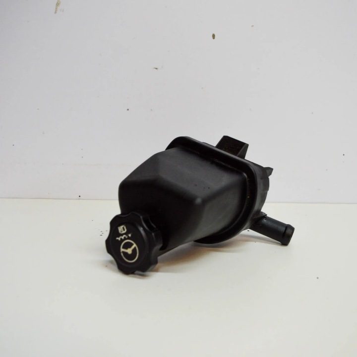 БАЧОК ГИДРОУСИЛИТЕЛЯ OPEL INSIGNIA A (G09) 26136406 11831048 1.8L 103 кВт, фото 1