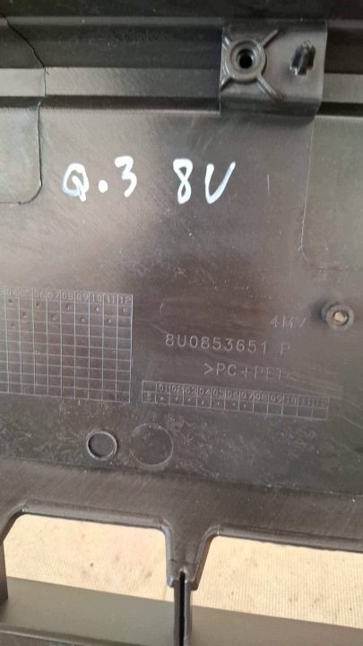 Решетка радиатора Audi Q3 8U 8U0853651, фото 6