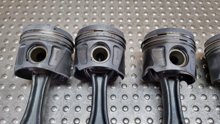 ПОРШЕНЬ ШАТУН КОМПЛ. 8340F 642 MERCEDES W211 W209 W219 W221 3.0 CDI V6 OM 642, фото 2