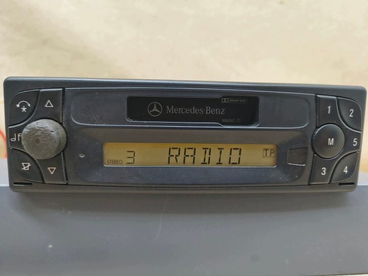 Автомагнитола Mercedes-Benz (оригинальная OE) Sound 20 1-DIN, фото 2