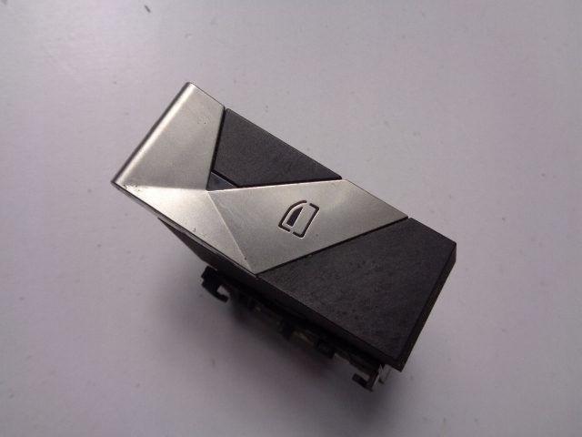 Панель кнопка стеклоподъемника Citroen DS3 2010-, фото 2
