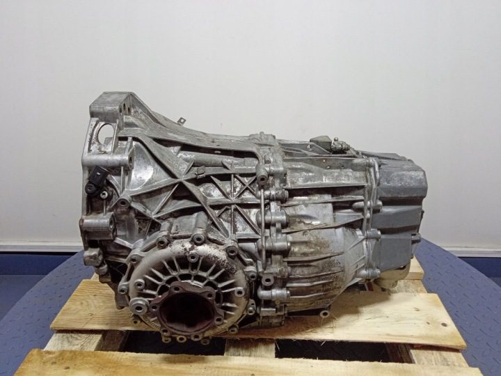 Audi A6 C6 2.4 177 л.с. бензин Multitronic коробка автоматическая автомат HSY, фото 2