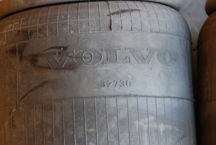 Volvo OE 32730 подушка подвески pomocnik, фото 2