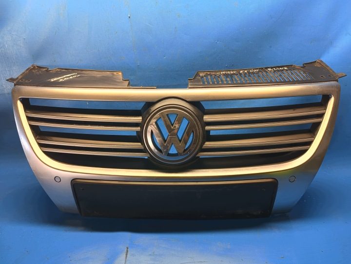 РЕШЕТКА РАДИАТОРА РЕШЕТКА РАДИАТОРА VW PASSAT B6 R-LINE PDC 05-10r., фото 1