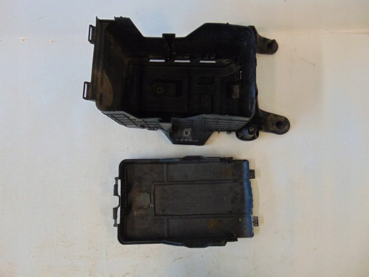 VW GOLF V PLUS PASSAT B6 корпус площадка аккумулятора 1K0915333, фото 5