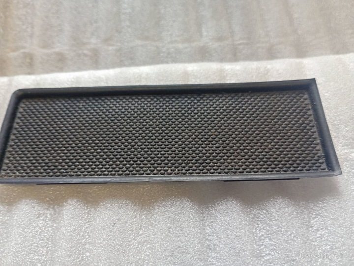 личинка резиновая коврик центрального тоннеля Audi A3 S3 8P 8P0863301, фото 3
