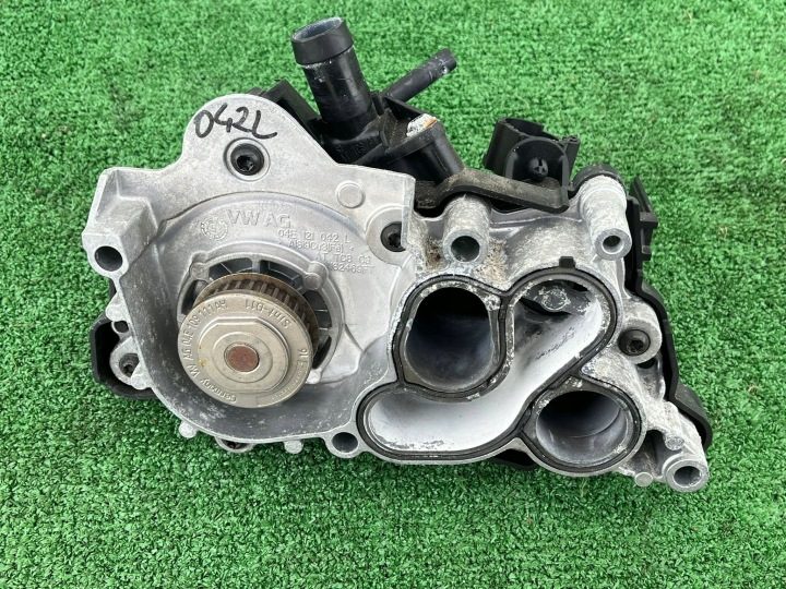 VW AUDI SKODA 1.4 1.0 TSI ПОМПА 04E121042L, фото 3