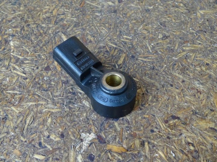 Audi A4 B7 Seat Exeo 2.0 TFSI BUL BWE датчик детонации 030905377C, фото 1