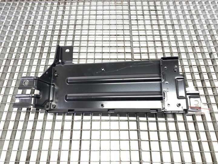 Площадка аккумулятора Audi Q8 4M09155 3.0 286 л.с. кронштейн, фото 3