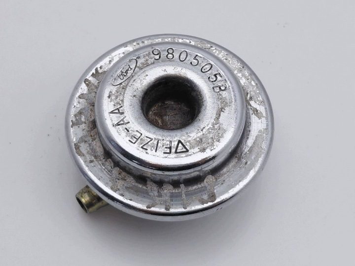 Регулятор давления топлива Ford Mondek MK II 2.5 V6 980505B NR181, фото 1