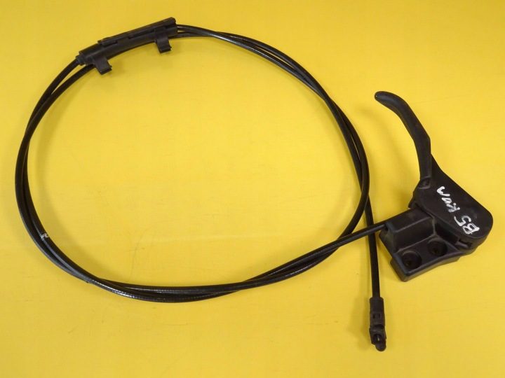 ТРОС РУЧКА ОТКРЫВАНИЯ КАПОТА VW PASSAT B5.5 3B1823531C / 3B1823535B NR368, фото 1