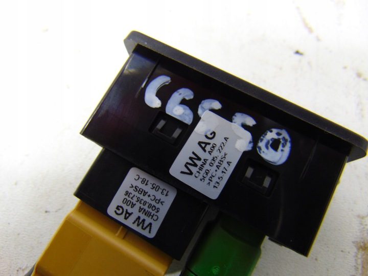ГНЕЗДО МЕДИА ПОРТ AUX VW GOLF 7 5G0035222A, фото 3