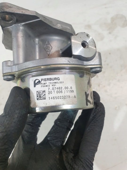Насос вакуумный 146502327R Renault Nissan Dacia 1.5 DCI, фото 4