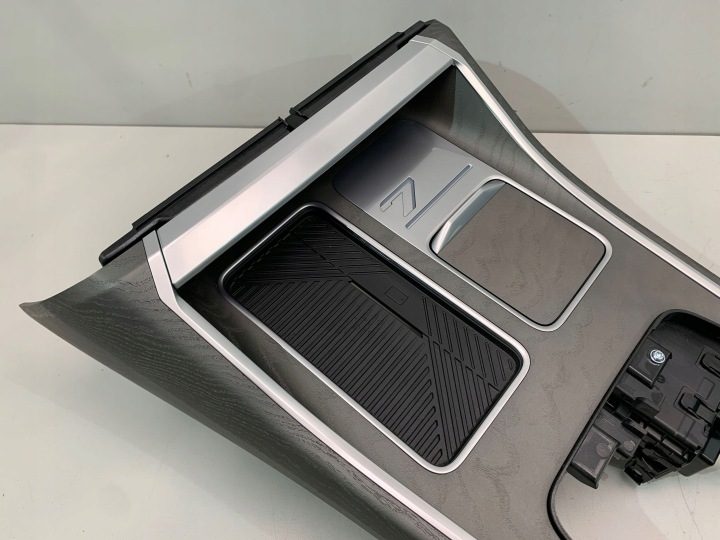 BMW 7 G70 МОЛДИНГИ ДЕКОРЫ ЦЕНТРАЛЬНОГО ТОННЕЛЯ ЕВРОПА, фото 2