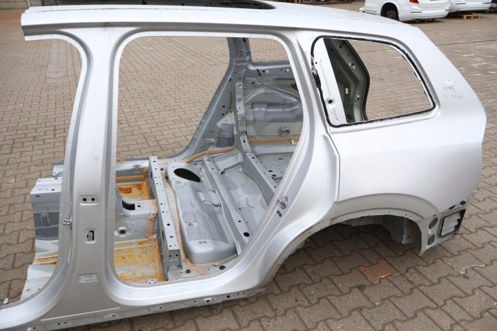VOLVO XC90 II ЧЕТВЕРТЬ КРЫЛО ЛЕВОЕ ЗАДНЕЕ 711-16, фото 3