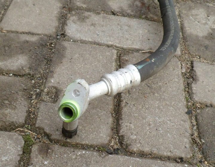 Шланг трубка кондиционера Fiat Stilo 1.6 16V 46840060 46818768, фото 2