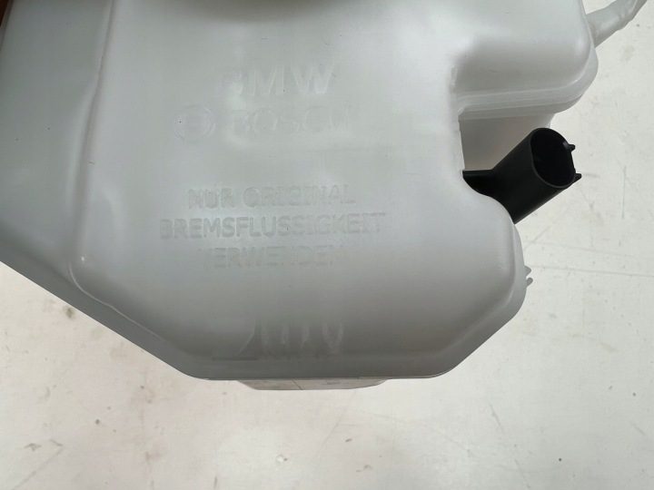 БАК ЖИДКОСТИ HMULCOWEGO BMW 5 G30 G31 204838050, фото 4