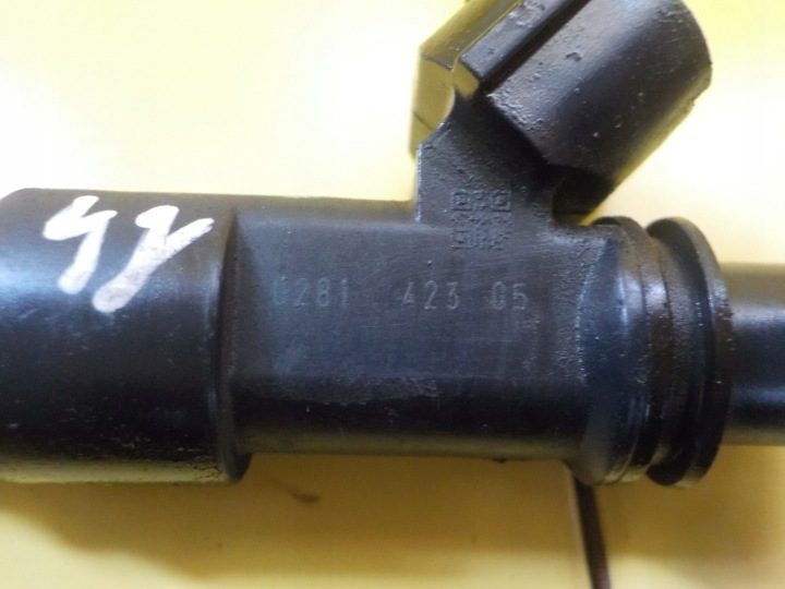 OUTLANDER I 2.4 MIVEC 06 г. 160 л.с. 4G69 форсунка 028142305, фото 2