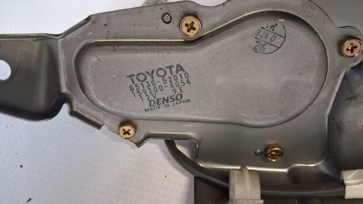 Toyota Yaris I моторчик дворника задний багажника 53014212, фото 3