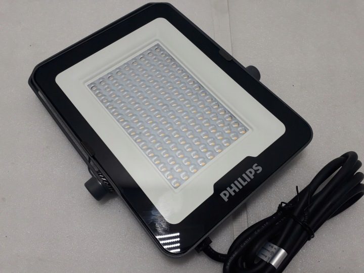 Прожектор LED Philips Floodlight BVP164 LED84/840 PSU 70W 7300lm 4000K, фото 5