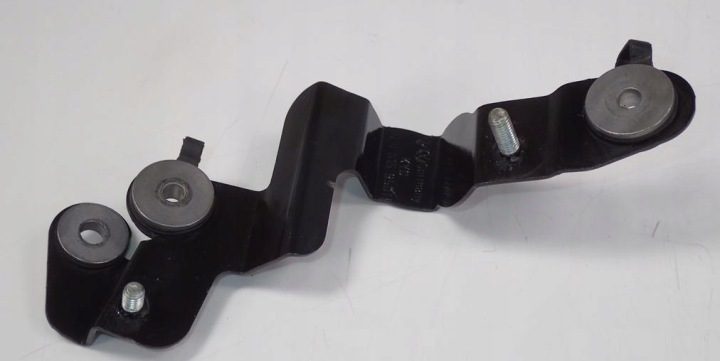 КРОНШТЕЙН WEBASTO 7L0815950H AUDI Q7 4L, фото 3