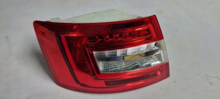 ФОНАРЬ ЗАДНИЙ ЛЕВЫЙ SKODA OCTAVIA OE 5E5945111, фото 1