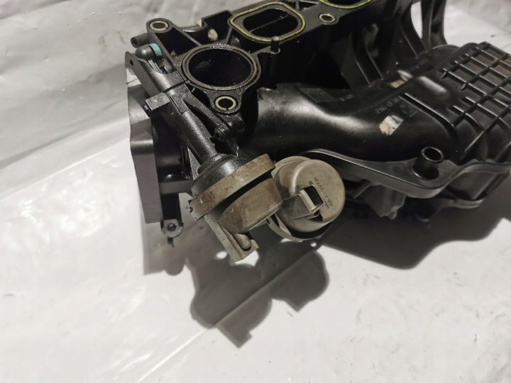 Впускной коллектор Volvo Ford 1.8 бензин 4M5C-9424-FP, фото 6