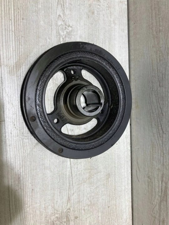 Toyota Yaris III 2018 шкив 1,4, фото 2