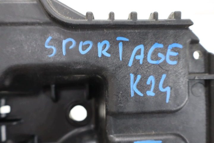 Площадка аккумулятора KIA Sportage IV 86811-F1500, фото 3