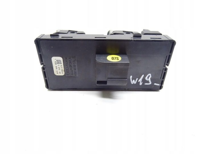 Панель блок кнопок стеклоподъемников 8V0959851L Audi A3 8V, фото 5