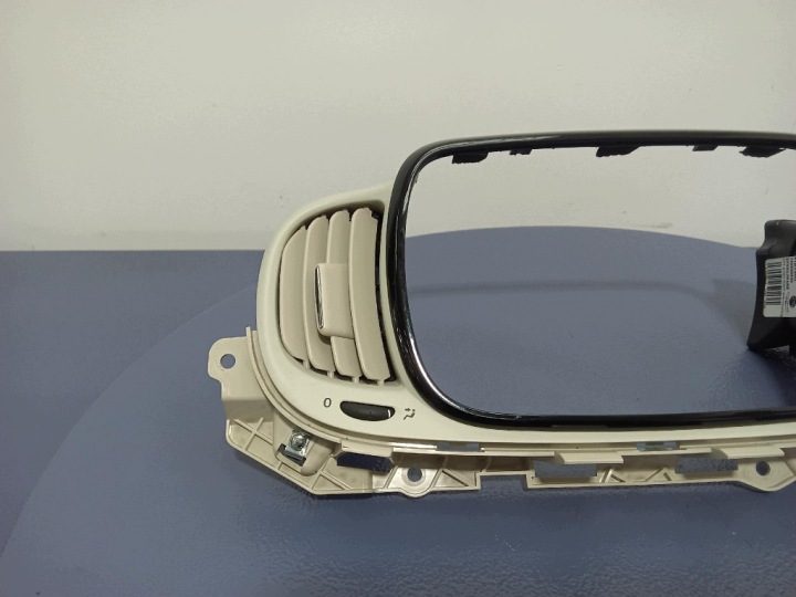 Fiat 500 II рестайлинг 15-21 решетки обдува рамка магнитолы 735671573 735628514, фото 2
