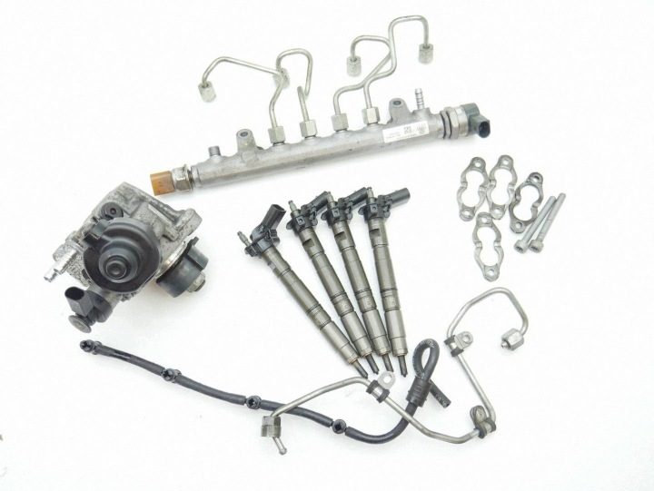 Система топливная форсунка комплект Audi A3 Passat B6 2.0 TDI 03L130277, фото 1